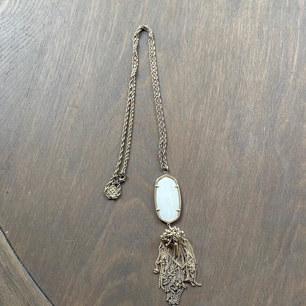Kendra Scott white necklace
